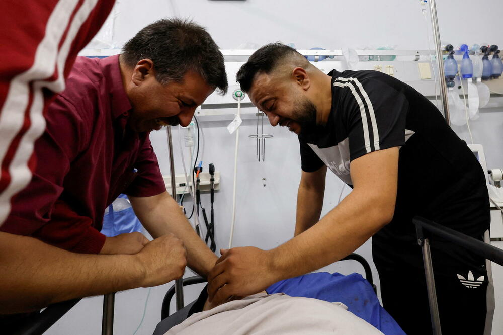 Rođaci ubijene Palestinke, Foto: Reuters