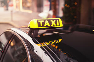 Budva: Zbog vožnje pod uticajem alkohola uhapšen taksista iz Tivta