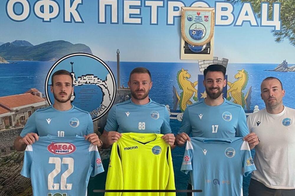 Radinović, Jelovac i Radenović, Foto: FK Petrovac