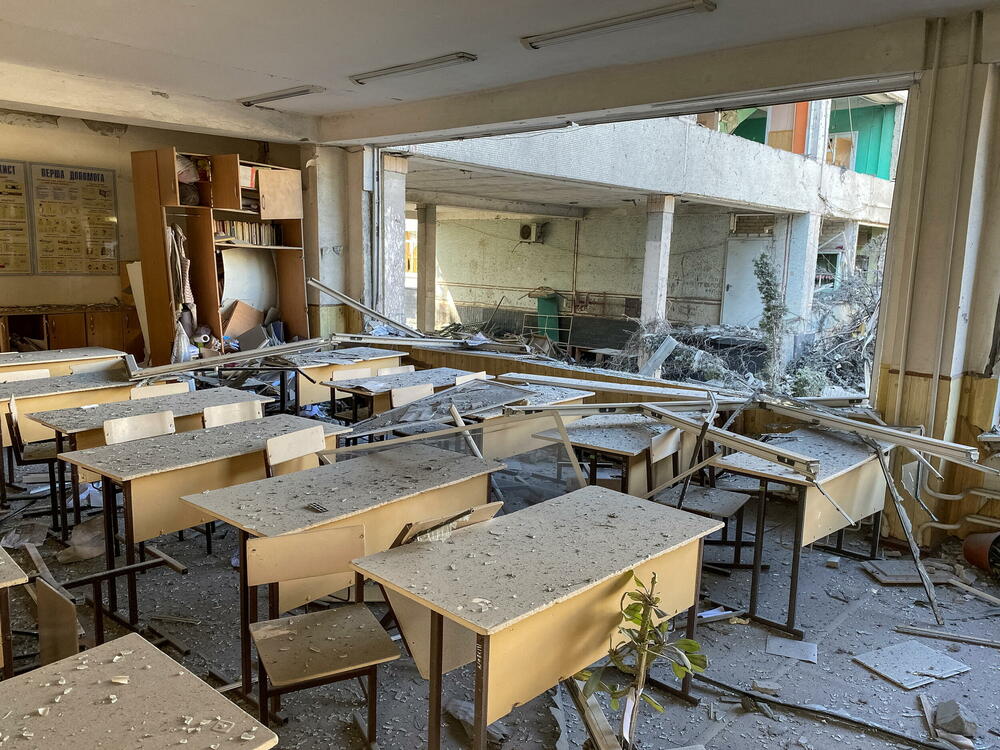 Škola u Harkovu uništena u napadu u srijedu