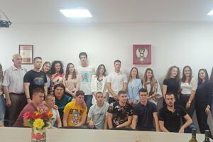 Jovana Veličković đak generacije Srednje elektro-ekonomske škole u...