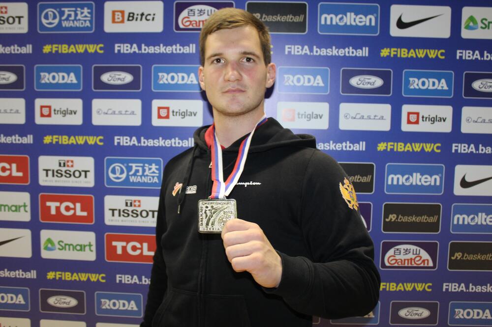 Mijač je Crnoj Gori donio i drugu seniorsku medalju u pojedinačnim kata nastupima, Foto: Karate savez Crne Gore