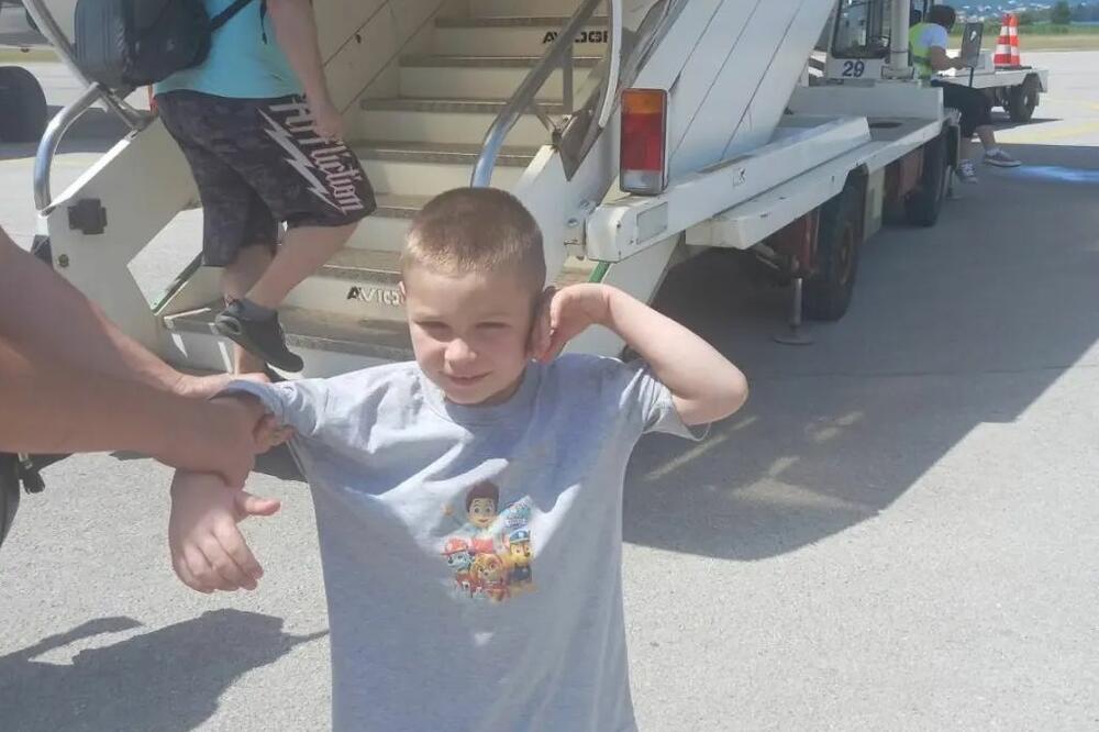 Ognjen na aerodromu u Istanbul, Foto: Privatna arhiva