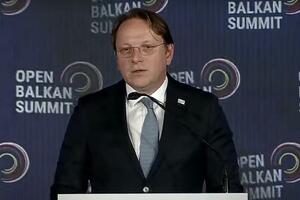 Varhelji: Otvoreni Balkan može da ubrza put regiona ka EU