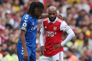 Lakazet se vratio u Lion nakon pet godina