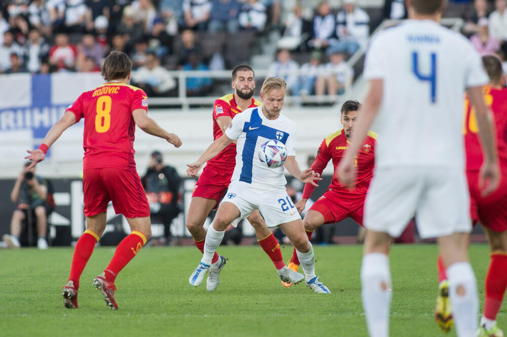 Detalj sa meča na Olimpijskom stadionu u Helsinkiju, Foto: FSCG