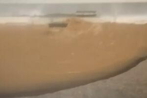 VIDEO Voda u tunelu na auto-putu