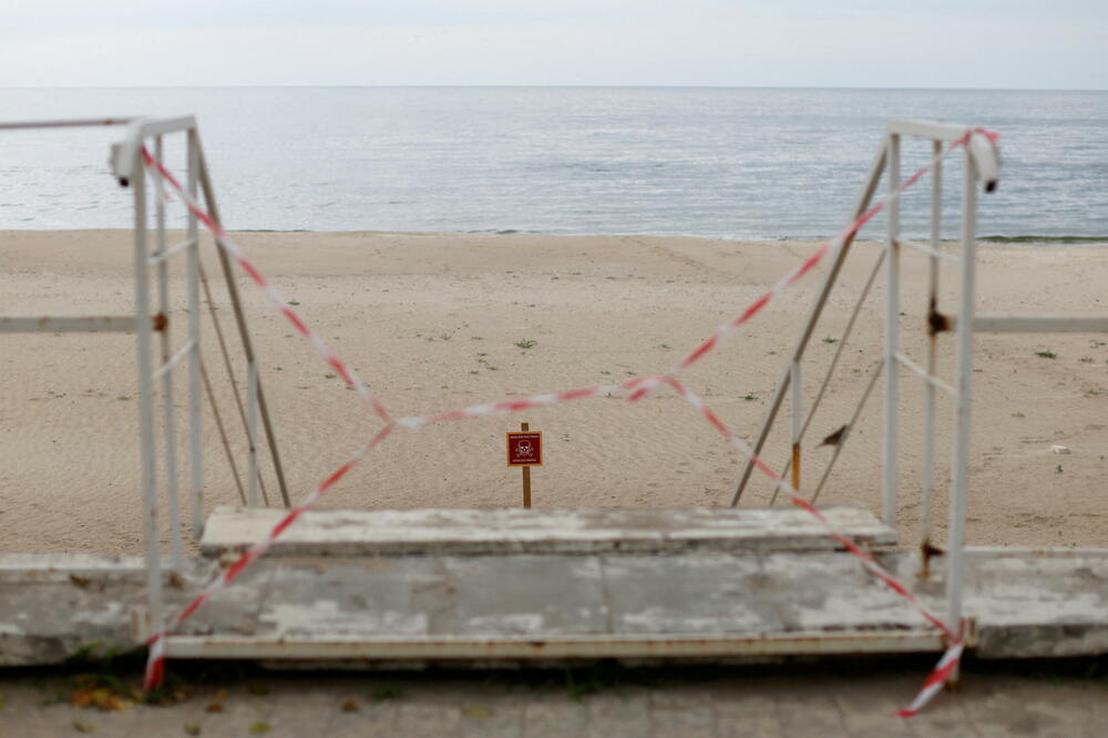 Znak upozorenja da je plaža minirana: Odesa, Foto: Rojters