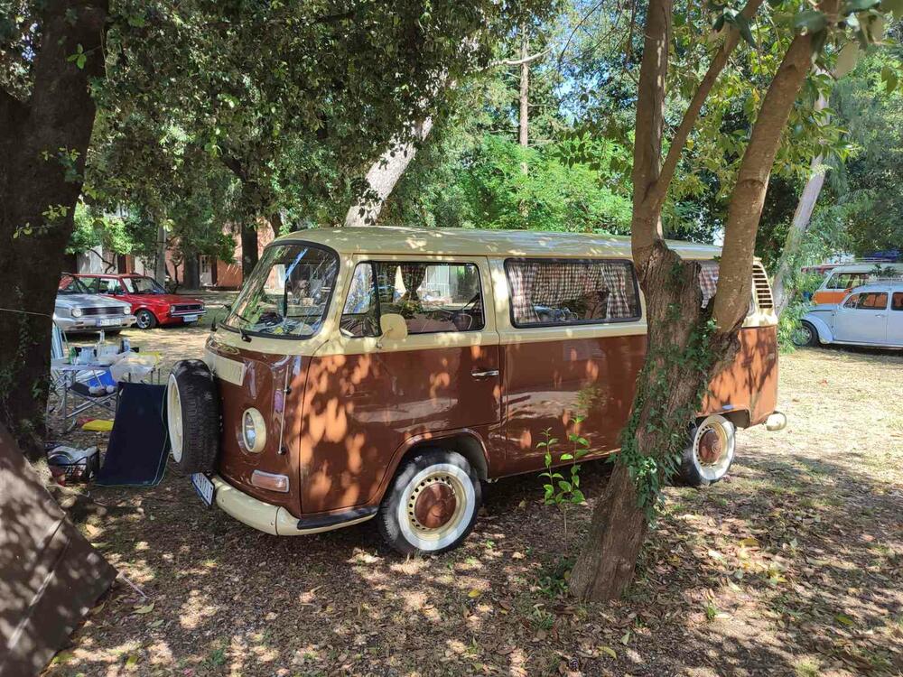 <p>Apsolutna zvijezda izložbe bio je fantastično očuvani "transporter T1" iz Srbije, u danas vrlo rijetko sačuvanoj varijanti "putara", odnosno duple putnilke kabine i tovarnog prostora sa ceradom na repu</p>