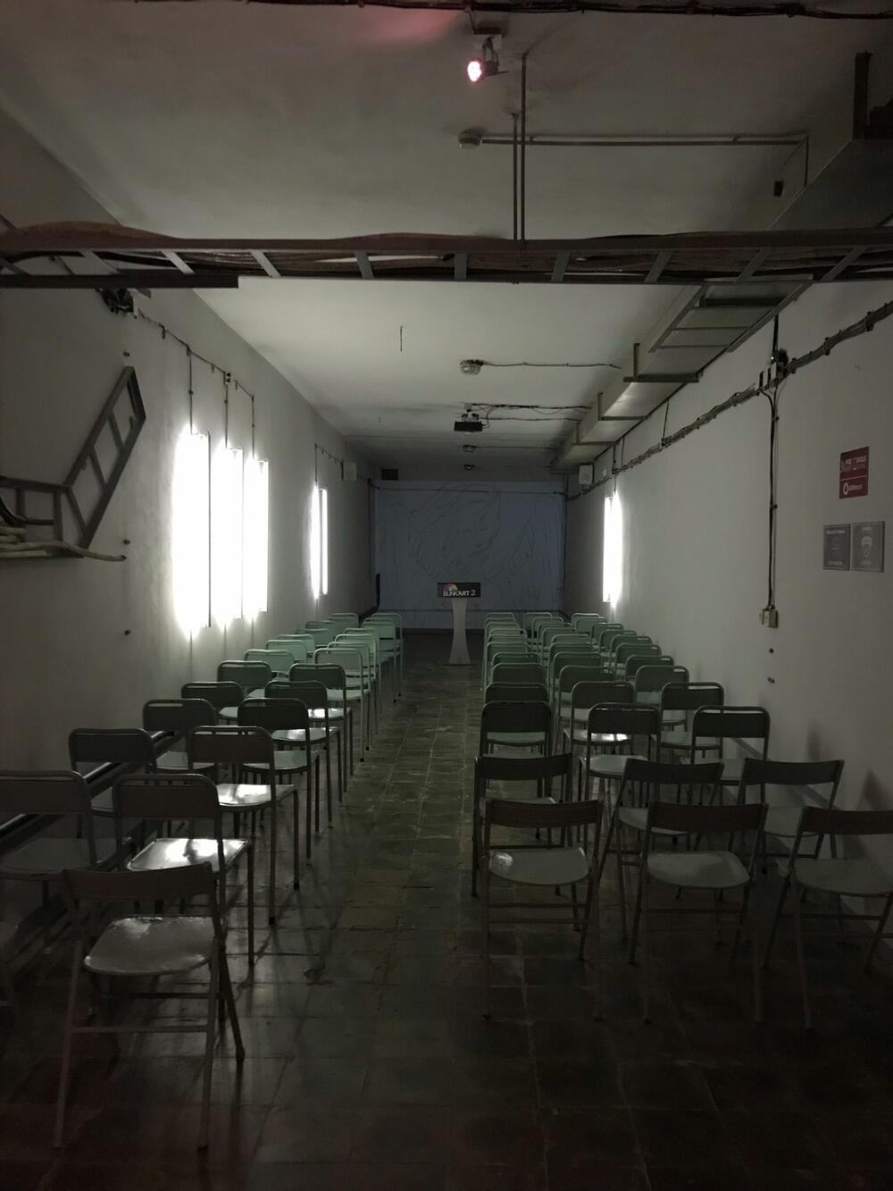 <p>Da bi se dočarao osjećaj hladnoće, skučenosti, u naletima i klaustrofobije, nisu dovoljne samo fotografije ili snimci - zaista je potrebno proći kroz hodnike i 24 sobe</p>