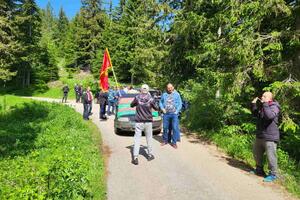 Protest u selu Tepca: Traže da se asfaltira put, napravi novi...