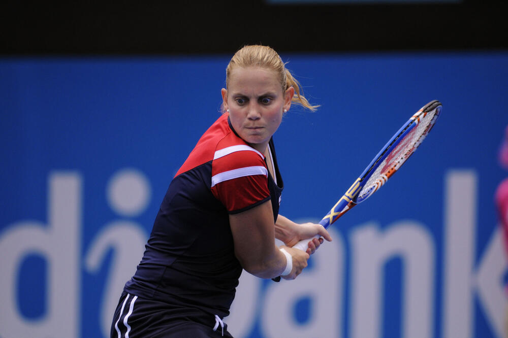 Jelena Dokić 2012. godine na terenu, Foto: Shutterstock