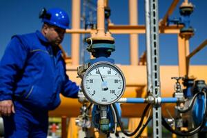 Od početka invazije Rusija zaradila 97 milijardi dolara na izvozu...