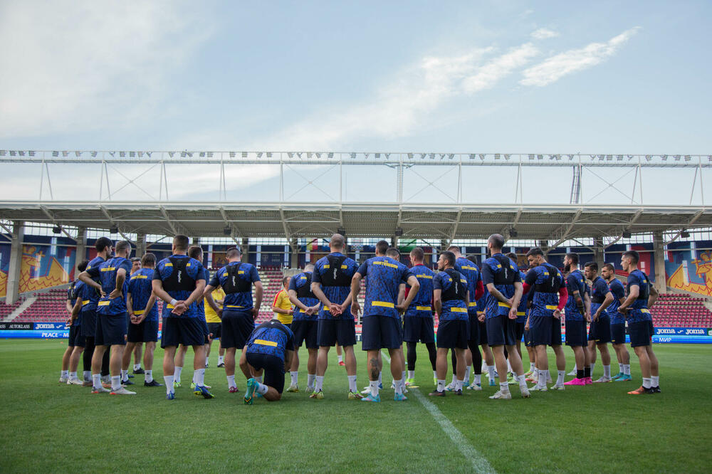 Trening crnogorskih fudbalera juče u Bukureštu, Foto: FSCG