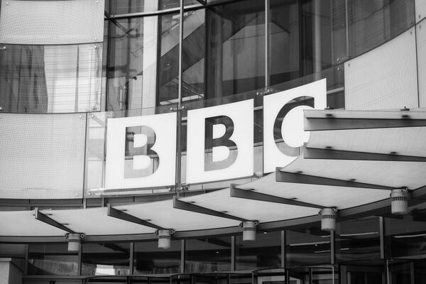 Rusija uvela sankcije britanskim novinarima i vojnim licima