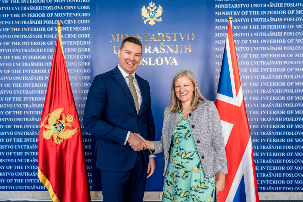 Adžić i Medoks, Foto: Tim za odnose sa javnošću MUP