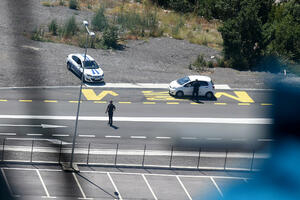 Policija još godinu vozi "Opele”