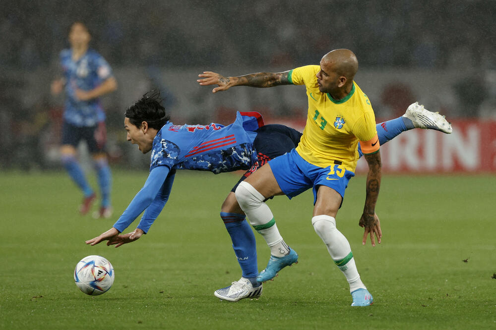 Dani Alveša je užasavao tempo Kristijana Ronalda, Foto: Reuters