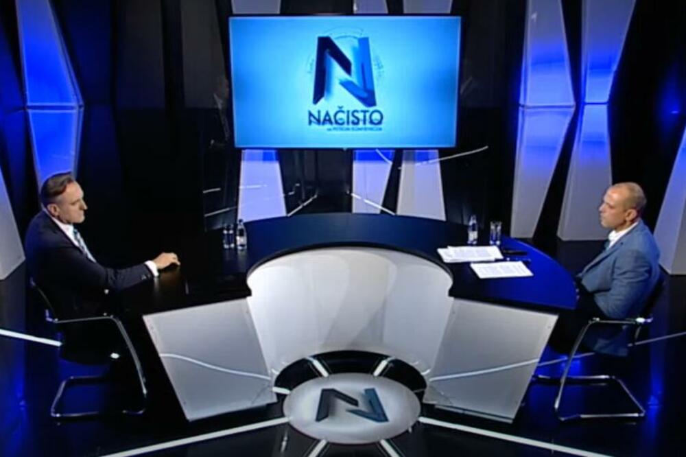 Krivokapić i voditelj emisije Petar Komnenić, Foto: Screenshot Televizija Vijesti