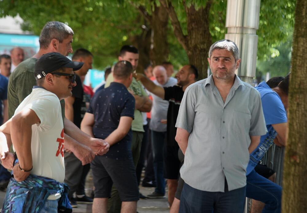 <p>"Kontaktirali smo Republiku Tursku i mislim da je to jedini ispravan način da se ide tim putem s obzirom da je Toščelik došao kao strateški investitor i da je imao neki CV koja je podržala i njihova država. Sada želimo da i oni budu uključeni u rješvanje problema"</p>