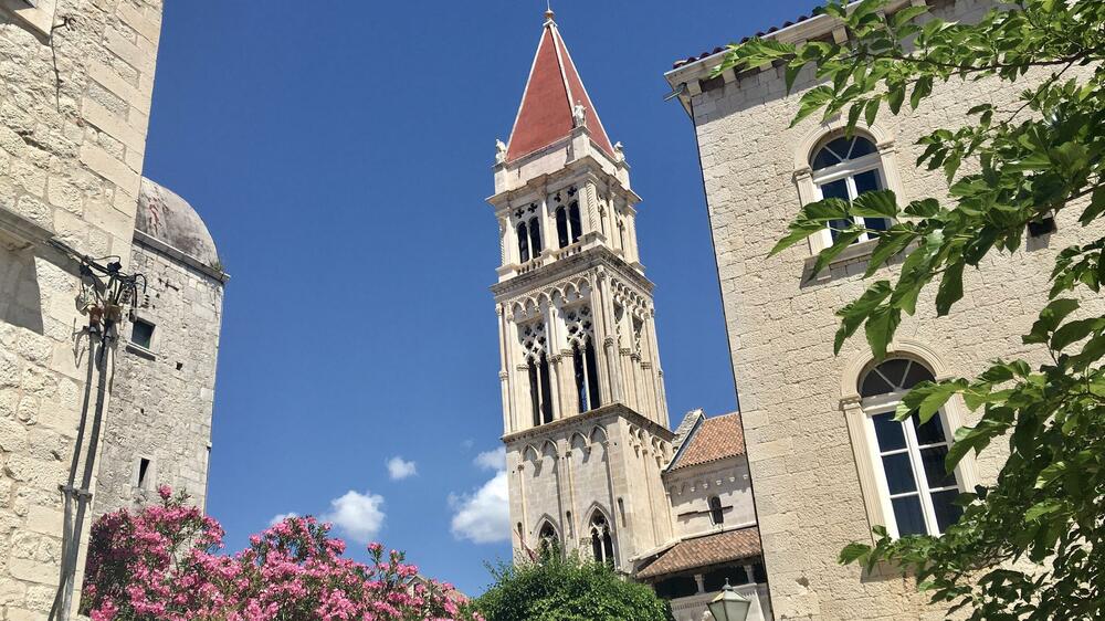 Zvonik katedrale Svetog Lovre