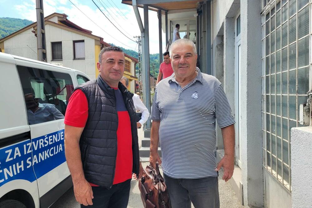 Optuženi Davidović sa advokatom Markovićem, Foto: Jadranka Ćetković