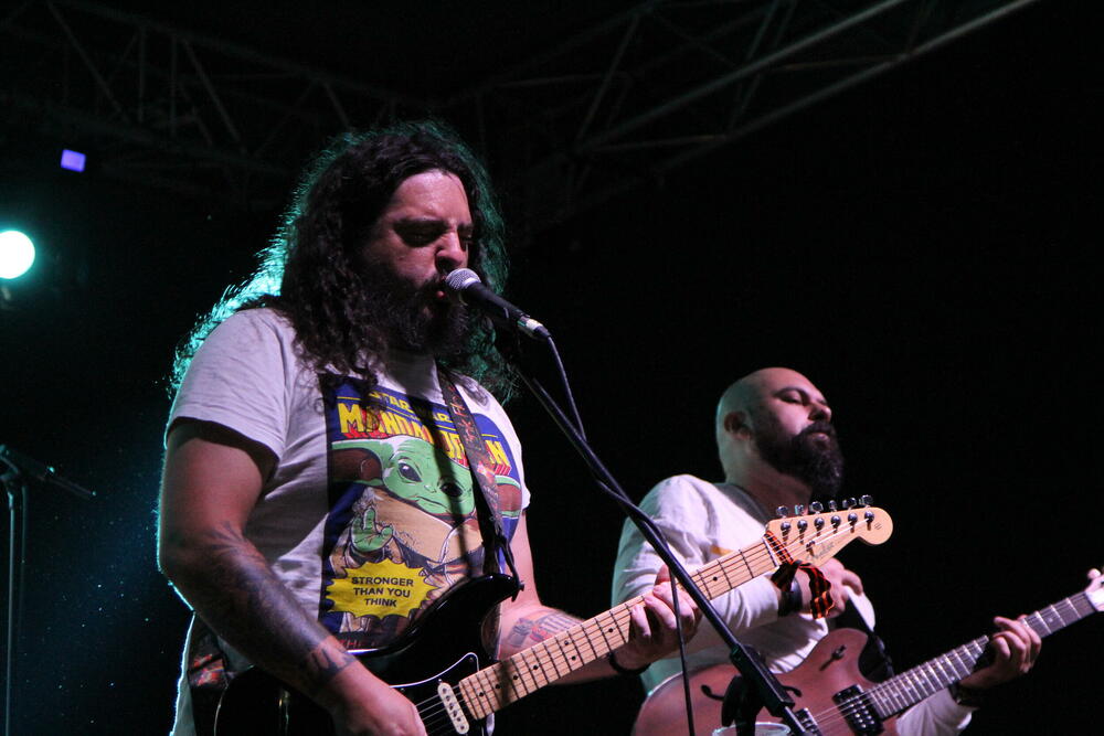 <p>Boje domaće scene druge večeri festivala branio je kolašinski "Rudolf", grupa koja je u gradu pod Trebjesom – svoja na svome</p>