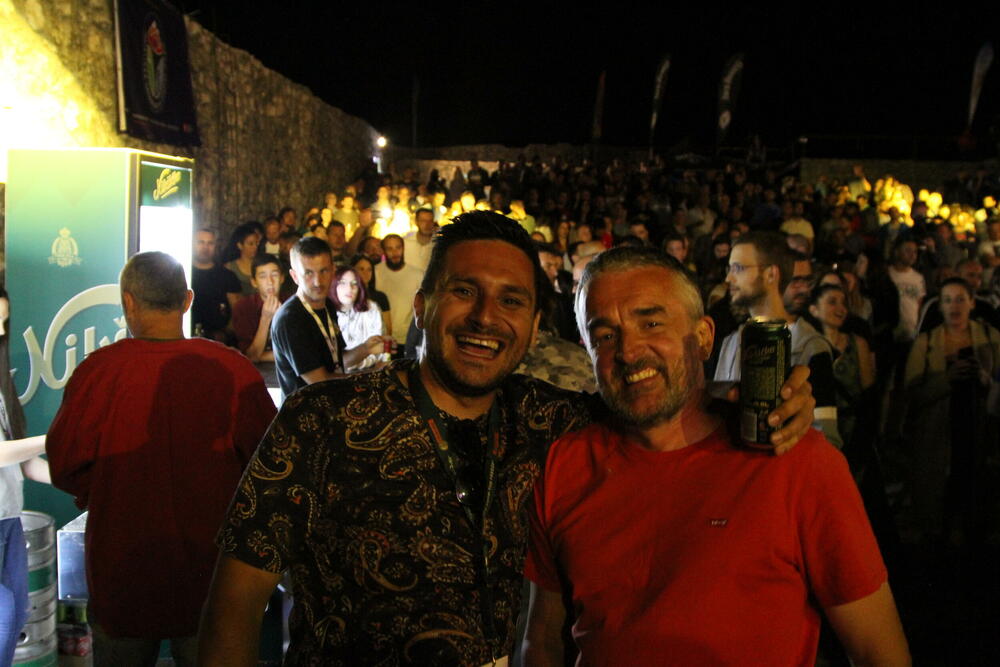 <p>Boje domaće scene druge večeri festivala branio je kolašinski "Rudolf", grupa koja je u gradu pod Trebjesom – svoja na svome</p>