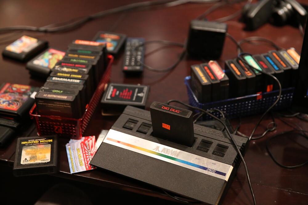 Redizajnirana verzija konzole 'Atari 2600' iz 1986. godine