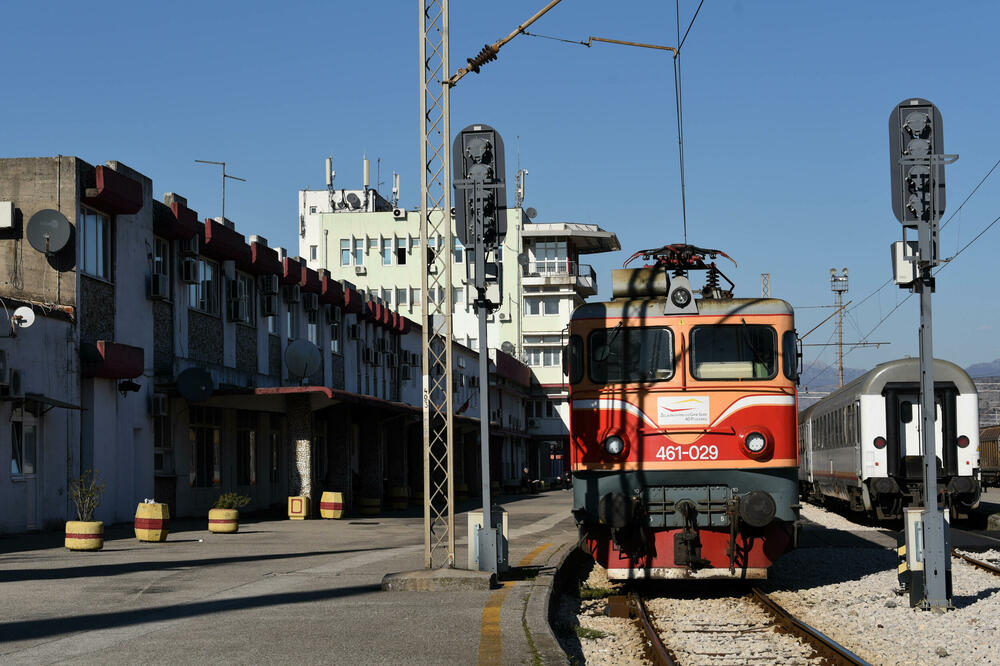 U selu kod Berana “učili” o vozovima: Ilustracija, Foto: BORIS PEJOVIC