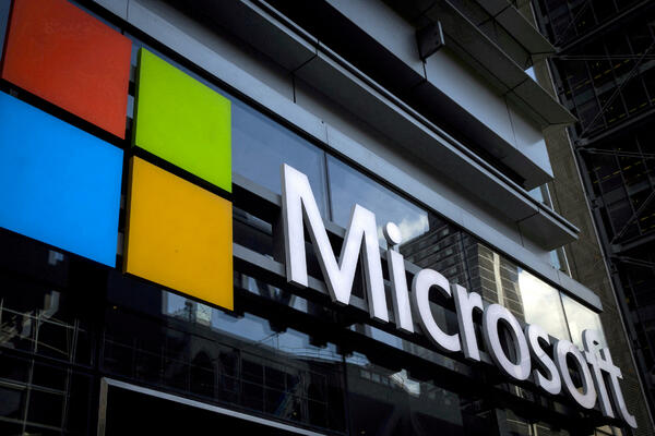 Majkrosoft neće produžiti licence ruskim firmama