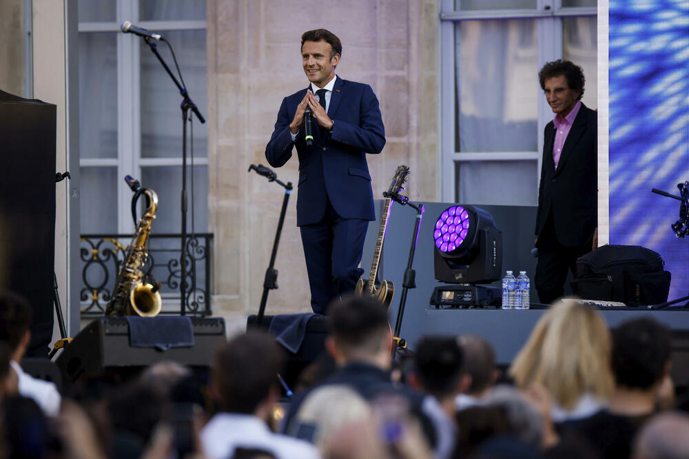 Makron je primoran da pregovara s opozicijom, Foto: Thomas Padilla