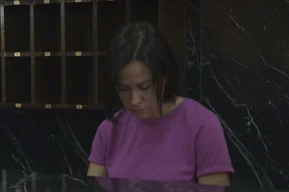 Julija Nagieva radi na recepciji hotela u Bijelom Polju, Foto: Printscreen/TV Vijesti