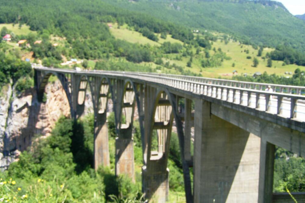 Donacija Kine za projekat rekonstrukcije mosta je 7,05 miliona eura, Foto: Jelena Jovanovic