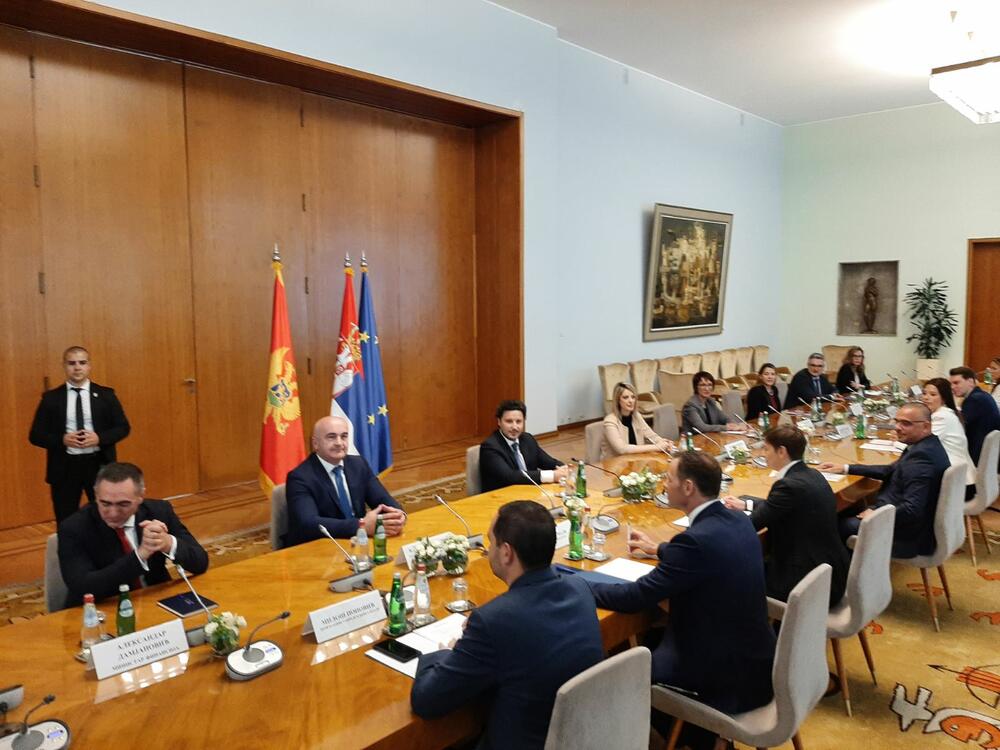 <p>Abazović će se sastati i sa predsjednikom Srbije Aleksandrom Vučićem, kao i sa predsjednikom Narodne skupštine Srbije Ivicom Dačićem</p>