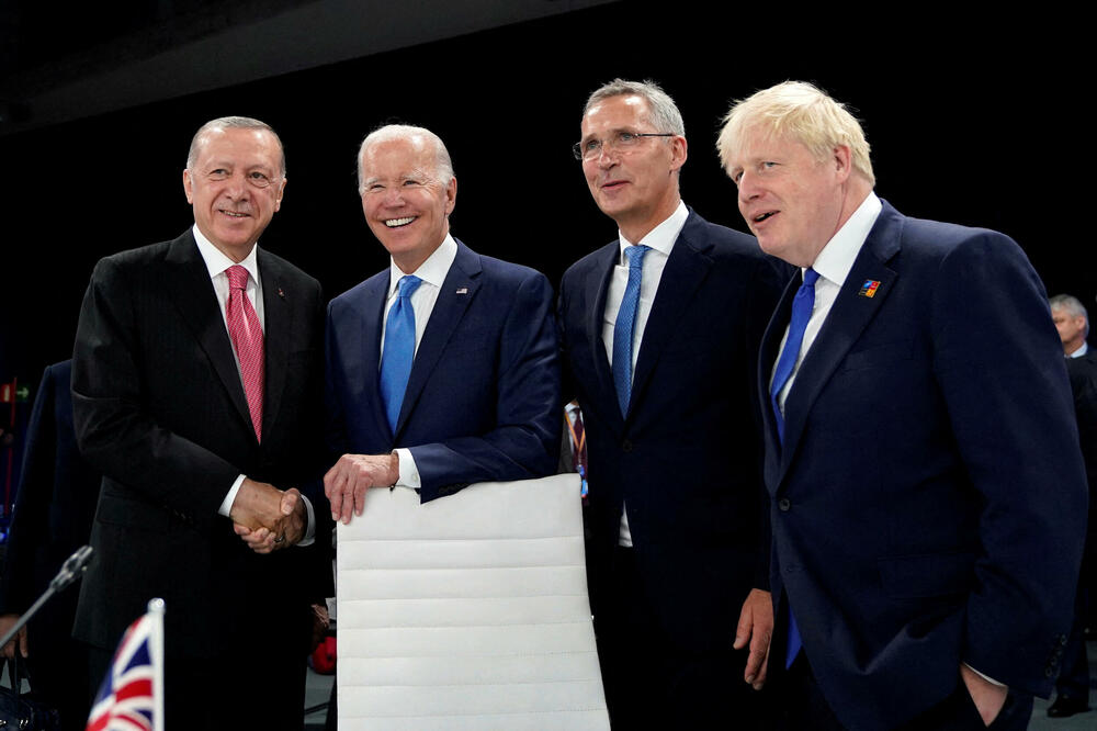 Redžep Tajip Erdogan, Džo Bajden, Jens Stoltenberg i Boris Džonson juče u Madridu, Foto: REUTERS