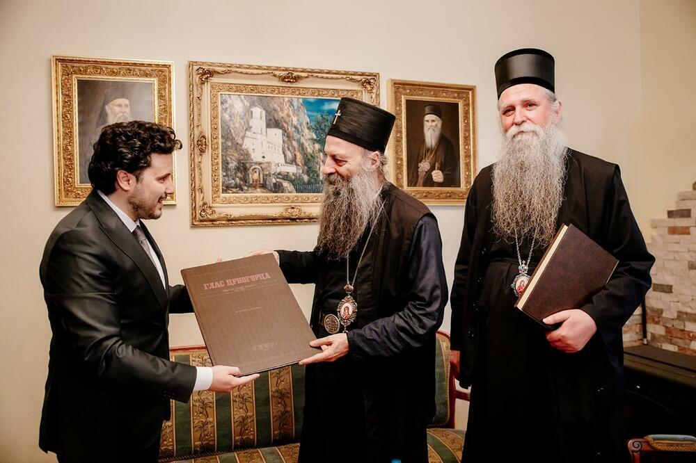 Predsjednik Vlade Crne Gore Dritan Abazović, patrijarh srpski Porfirije i mitropolit crnogorsko-primorski Joanikije, Foto: gov.me