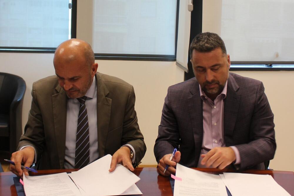 Sa potpisivanja sporazuma, Foto: Ministarstvo ekonomskog razvoja i turizma