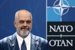 Pomorska baza NATO-a u Draču?