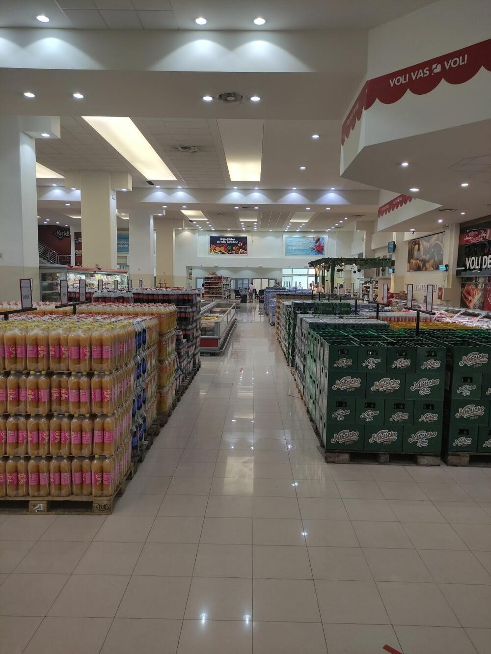 <p>HORECA kupcima je omogućen širok asortiman koji broji preko 4000 artikala, po najpovoljnijim cijenama na tržištu</p>