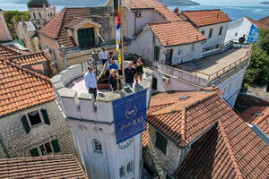 "Jadranovih prvih stotinu": Zvijezda Škvera puni vijek sja