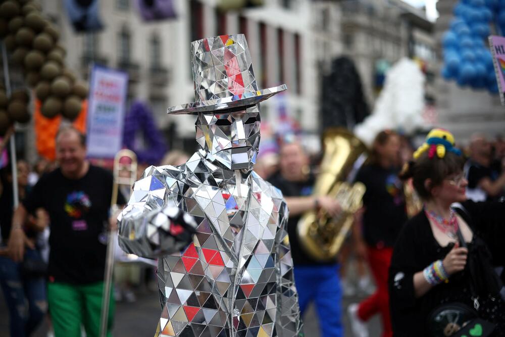 <p>Gradonačelnik Sadik Kan je pozdravio održavanje proslave i rekao da je to dan "jedinstva, jednakosti i solidarnosti"</p>