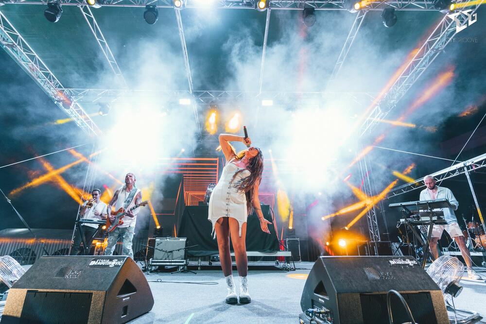 <p>Podgoričkoj publici predstavile se Nela, Angelina, Sara Jo i Senidah</p>