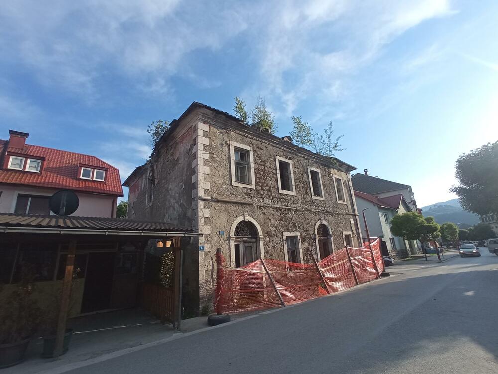 Kuća Marića (stari Sreski sud) u Kolašinu, za čije rušenje je ovlašteno Društo za zaštitu prostora CG, DOO