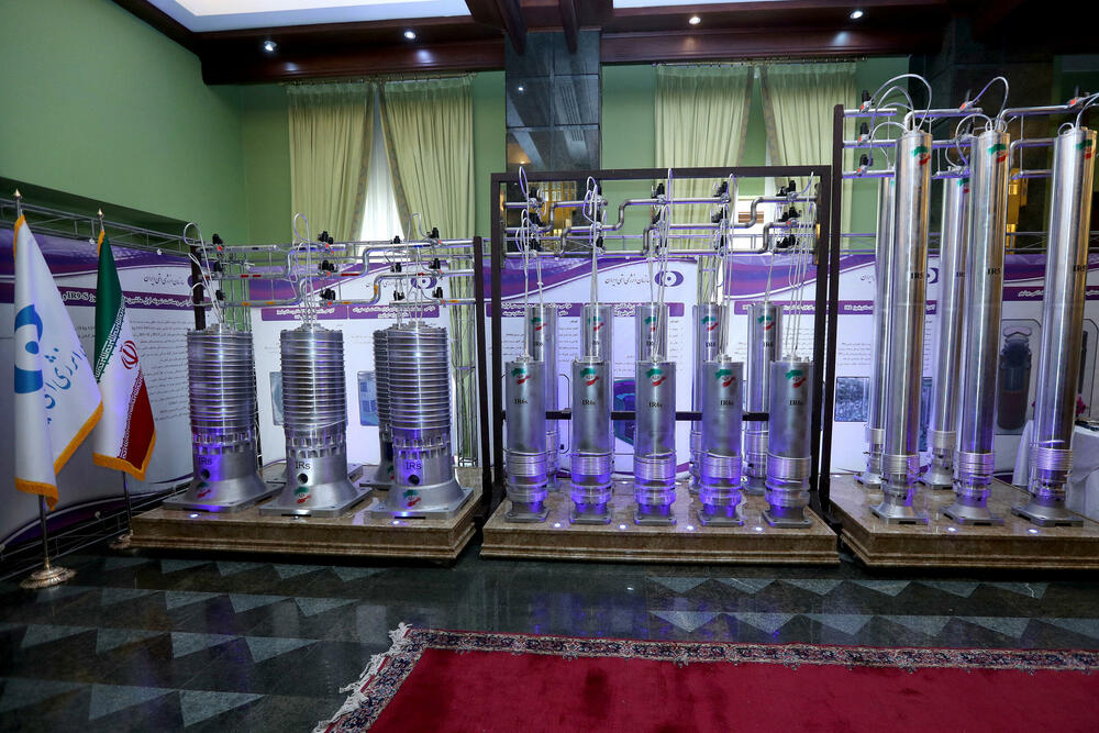 Nova generacija iranskih centrifuga izložena u Teheranu povodom Nacionalnog dana nuklearne energije