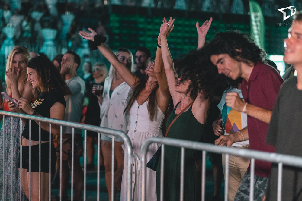 <p>Ističe da je "ovaj format festivala već doživio svoj vrhunac, te da već za sledeću godinu kao organizatori imaju u planu nešto sasvim drugačije"</p>