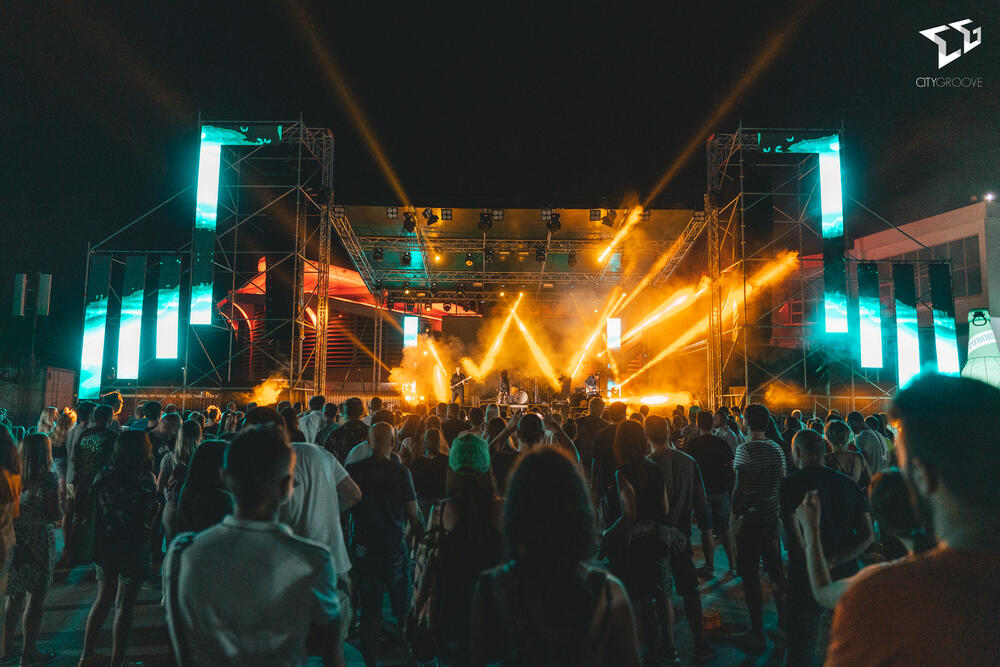 <p>Ističe da je "ovaj format festivala već doživio svoj vrhunac, te da već za sledeću godinu kao organizatori imaju u planu nešto sasvim drugačije"</p>