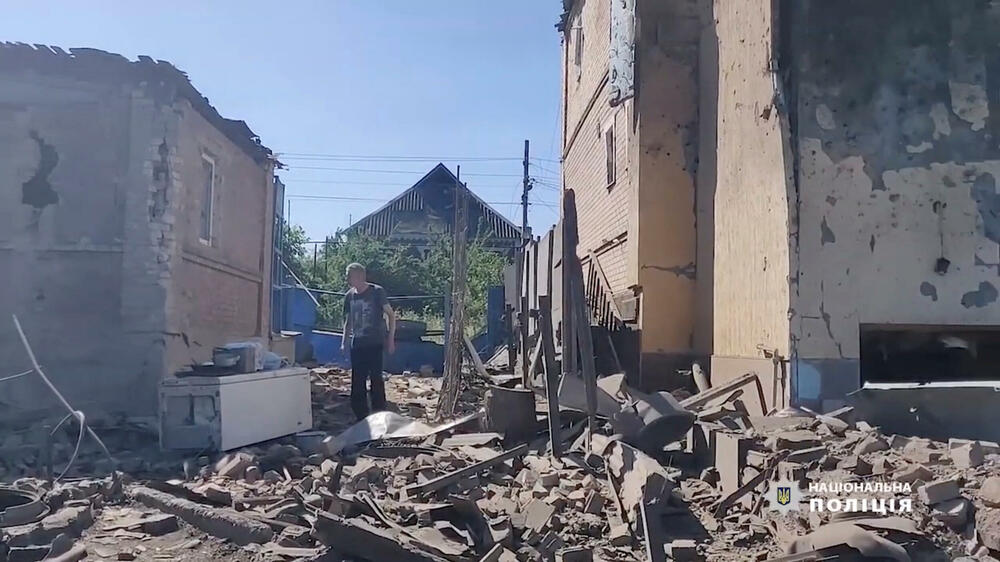 Srušene zgrade u ruskim raketnim napadima u gradu Bakmut u Donjecku