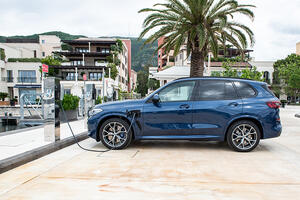 BMW X5 xDrive 45e plug-in hibrid