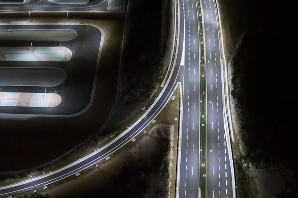 Detalj sa auto-puta, Foto: Vlada Crne Gore